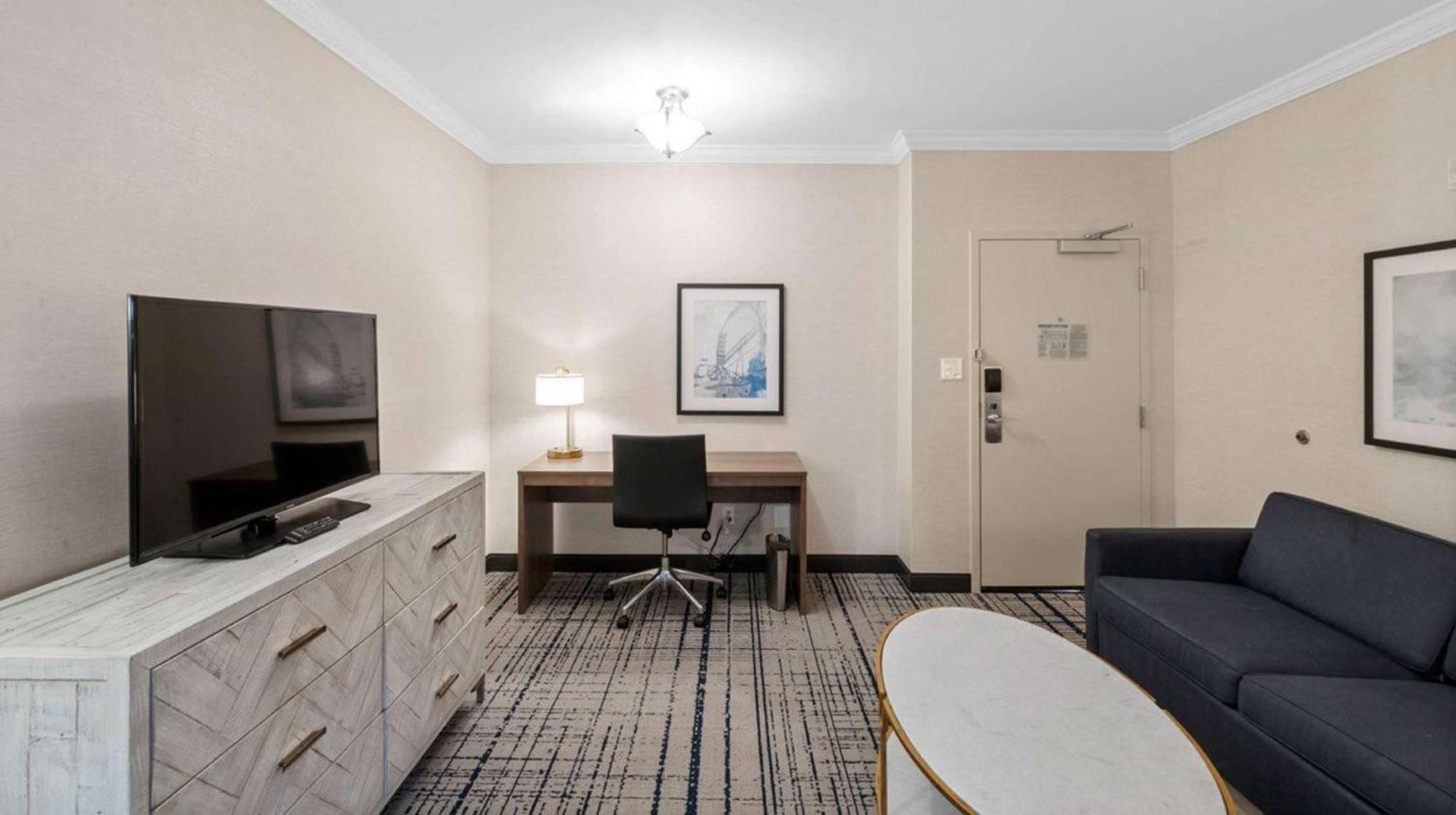 Doubletree By Hilton South Charlotte Tyvola Hotel Kültér fotó