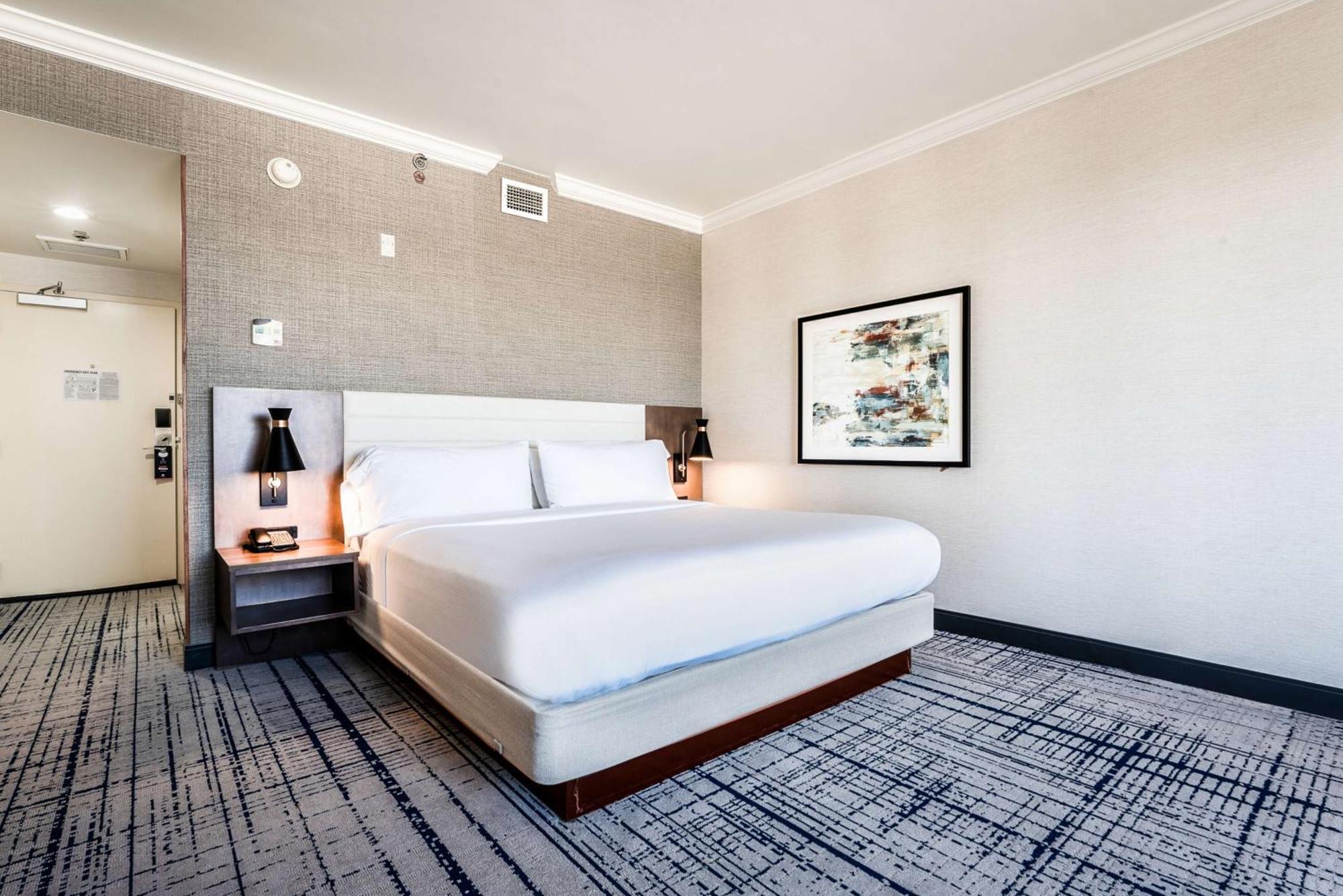 Doubletree By Hilton South Charlotte Tyvola Hotel Kültér fotó